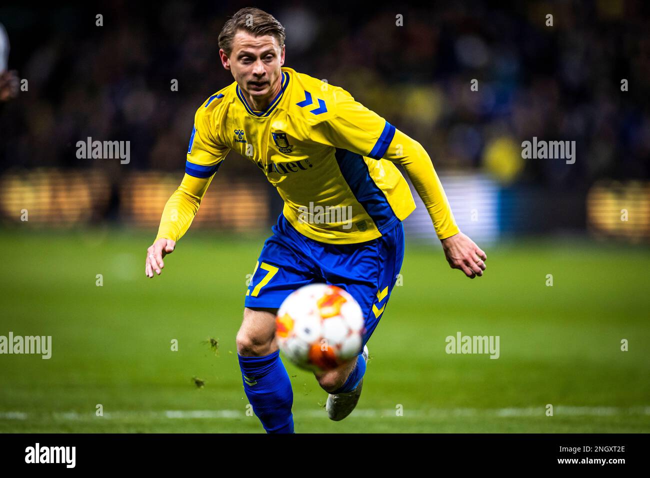 Broendby, Danimarca. 19th Feb, 2023. Simon Hedlund (27) di Broendby SE visto durante il Superliga match 3F tra Broendby IF e AC Horsens al Brondby Stadium. (Photo Credit: Gonzales Photo/Alamy Live News Foto Stock