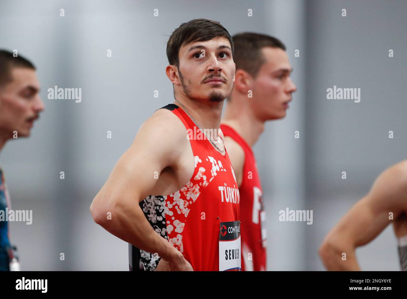 Belgrado, Serbia, 15 febbraio 2023. Mikdat Sevler della Turchia reagisce dopo la gara degli Hurdles del 60m durante il Belgrade Athletics Indoor Meeting 2023 presso la Sala Atletica di Banjica a Belgrado, in Serbia. Febbraio 15, 2023. Credito: Nikola Krstic/Alamy Foto Stock