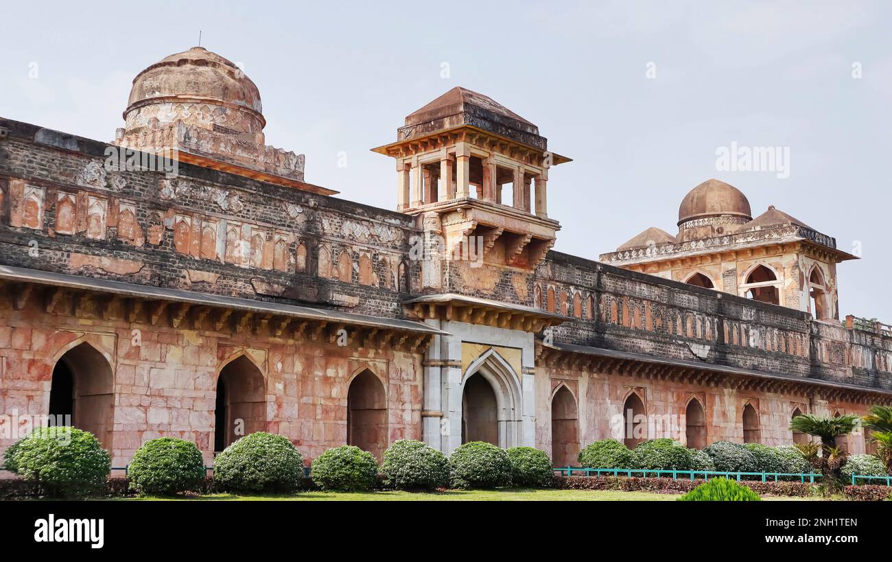 Vista posteriore di Jahaz Mahal, Mandu, Dhar, Madhya Pradesh, India. Foto Stock