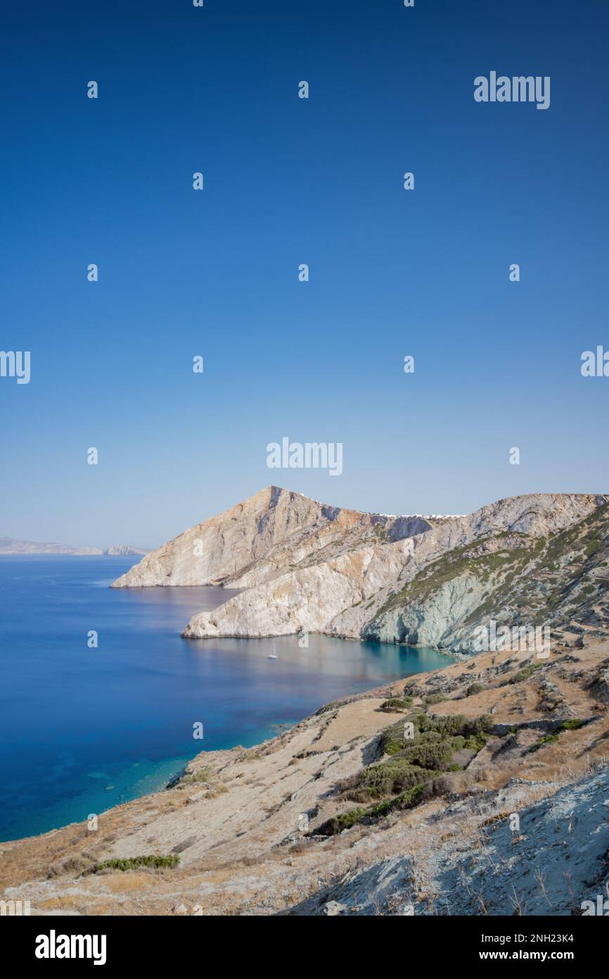 Vista panoramica sulle coste dell'isola di Folegandros Foto Stock