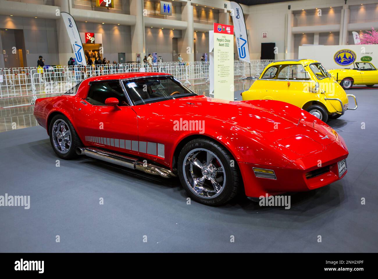Bangkok, Thailandia - 7 dicembre 2022: Auto d'epoca Chevrolet Corvette C3 1980 mostra al Motor Expo 2022 Foto Stock