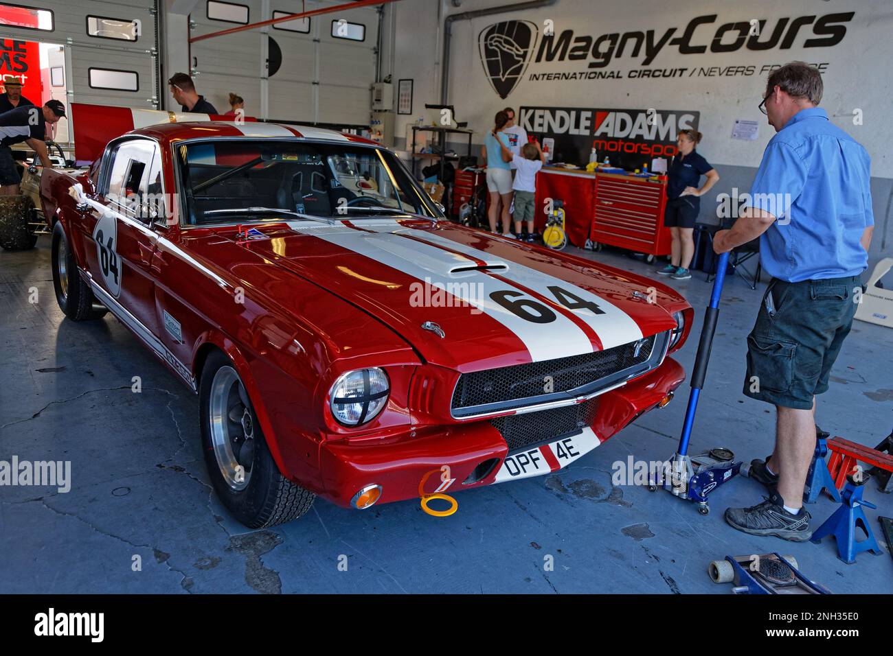 MAGNY-COURS, FRANCIA, 29 giugno 2019 : Gran Premio storico francese sulla pista di Magny-Cours. Questo evento biennale si terrà quest'anno sul circuito Paul-R. Foto Stock