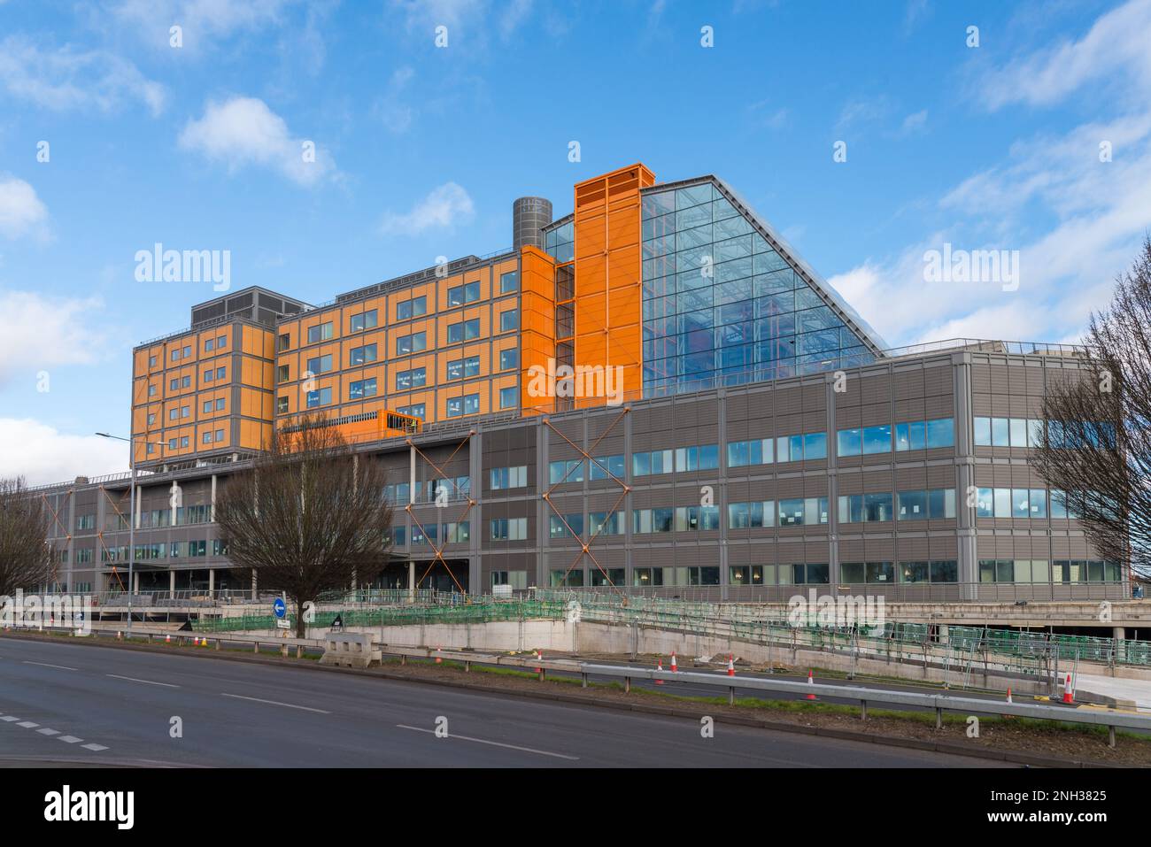 20 febbraio 2023 il Midland Metropolitan Hospital di Smethwick, Sandwell, West Midlands, si sta avvicinando al completamento dopo quattro anni di ritardi Foto Stock