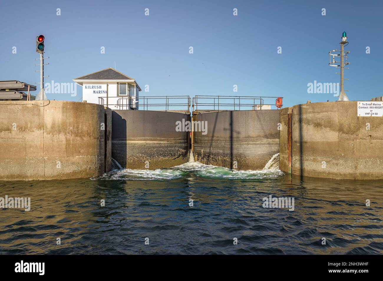 Kilrush Marina chiusa dall'esterno, co Clare, Irlanda Foto Stock