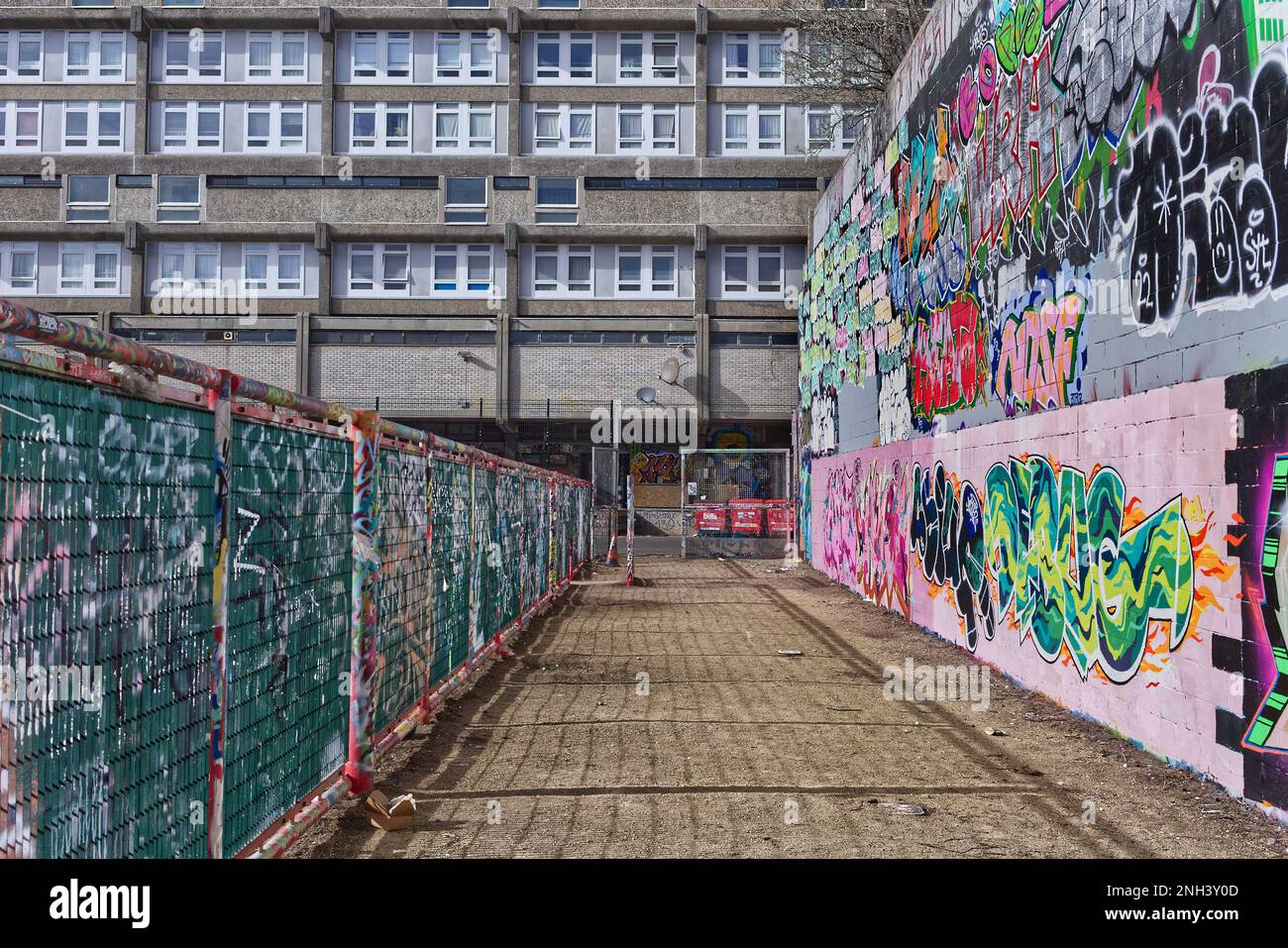 Trellick Tower sulla Cheltenham Estate Foto Stock