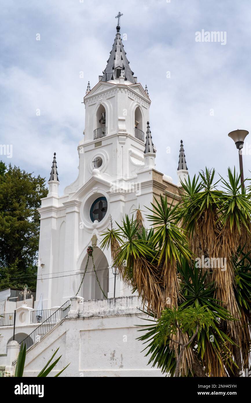 La Chiesa di Soledad Vista Hermosa con yucca a San Agustin, Etla, Oaxaca, Messico. Foto Stock