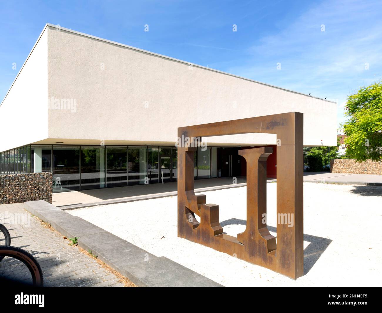 Edificio scolastico aperto tutto il giorno, palestra Am Roemerkastell e Elisabeth-Langgaesser-palestra, Alzey, Renania-Palatinato, Germania Foto Stock