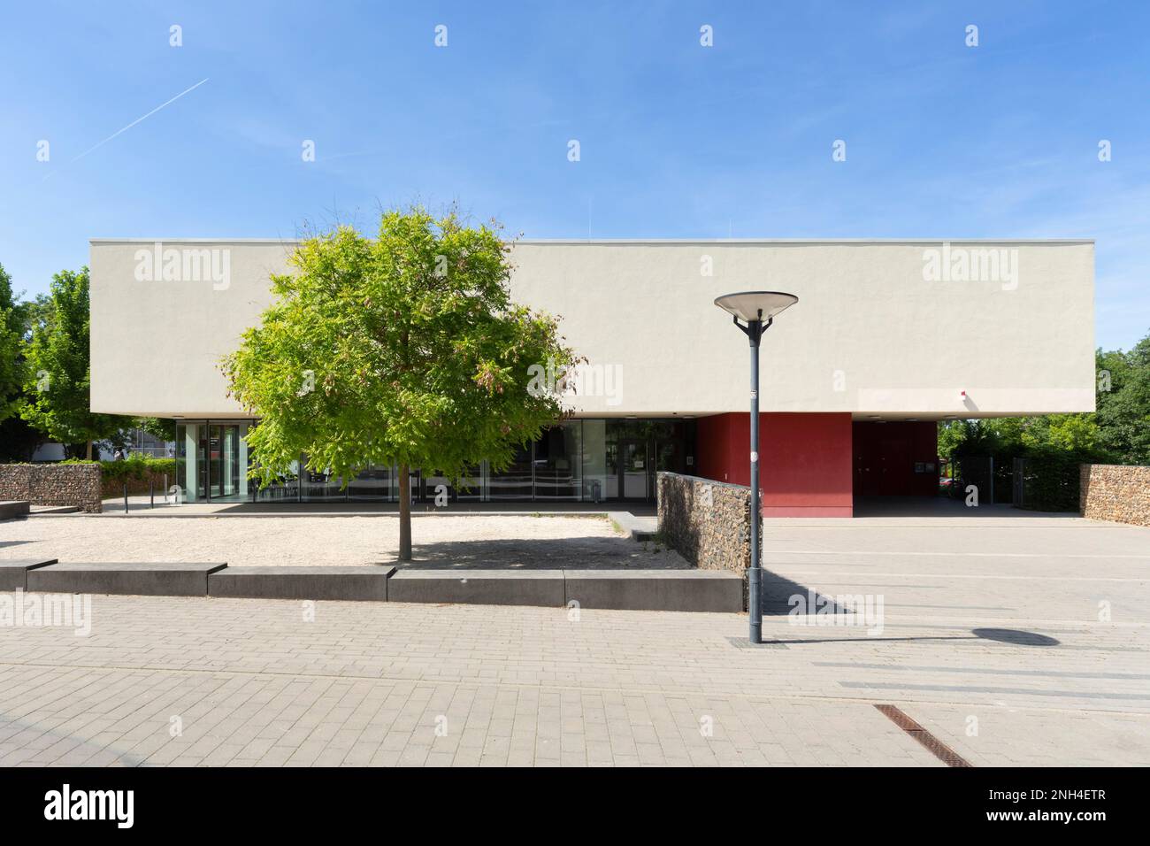 Edificio scolastico aperto tutto il giorno, palestra Am Roemerkastell e Elisabeth-Langgaesser-palestra, Alzey, Renania-Palatinato, Germania Foto Stock