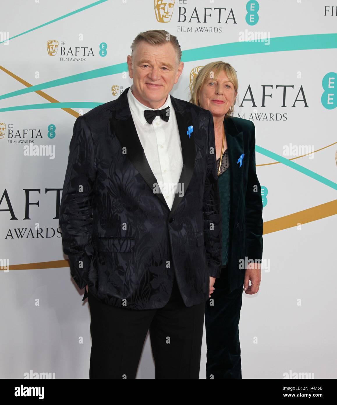 Londra, Regno Unito. Brendan Gleeson e Mary Gleeson agli EE BAFTA Film Awards 2023 alla Royal Festival Hall il 19 febbraio 2023. Rif: LMK11-J8775-200223 Steve Bealing/Landmark Media . Foto Stock