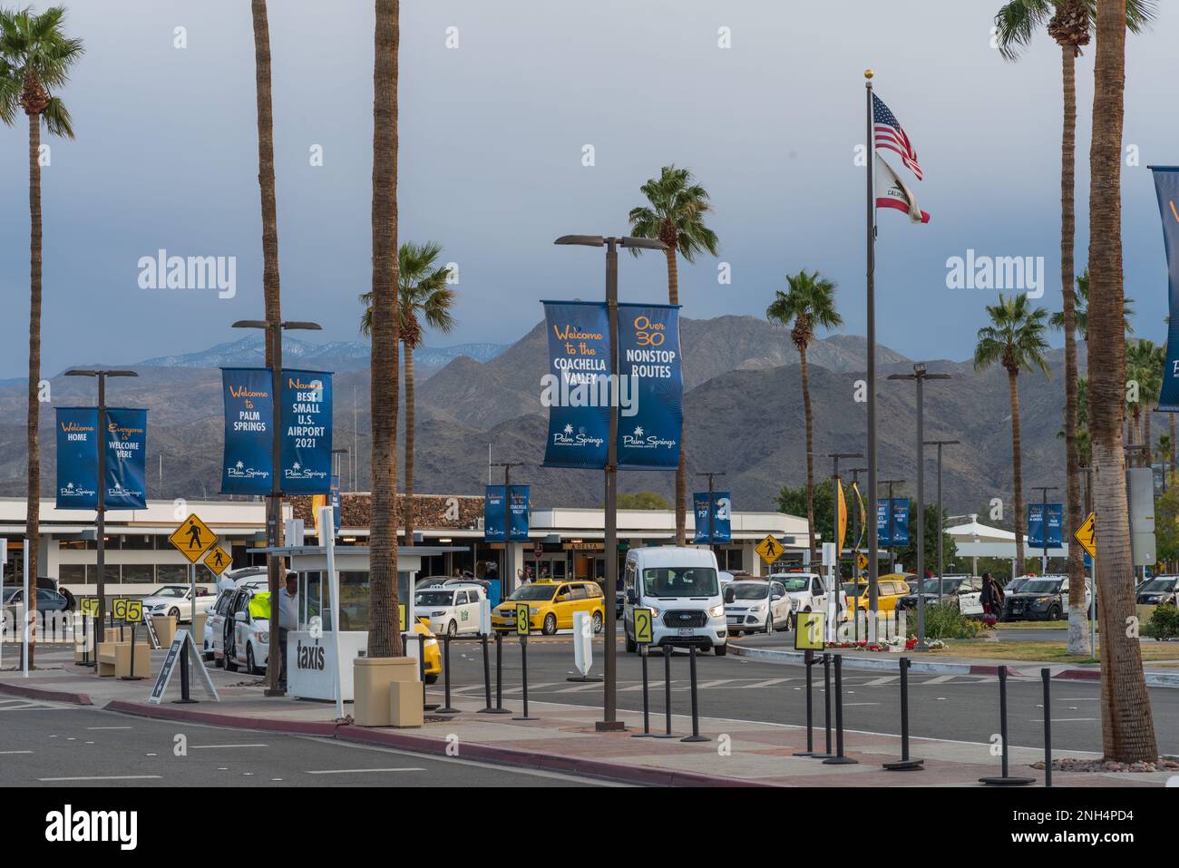 L'aeroporto internazionale di Palm Springs viene mostrato nel tardo pomeriggio. Foto Stock