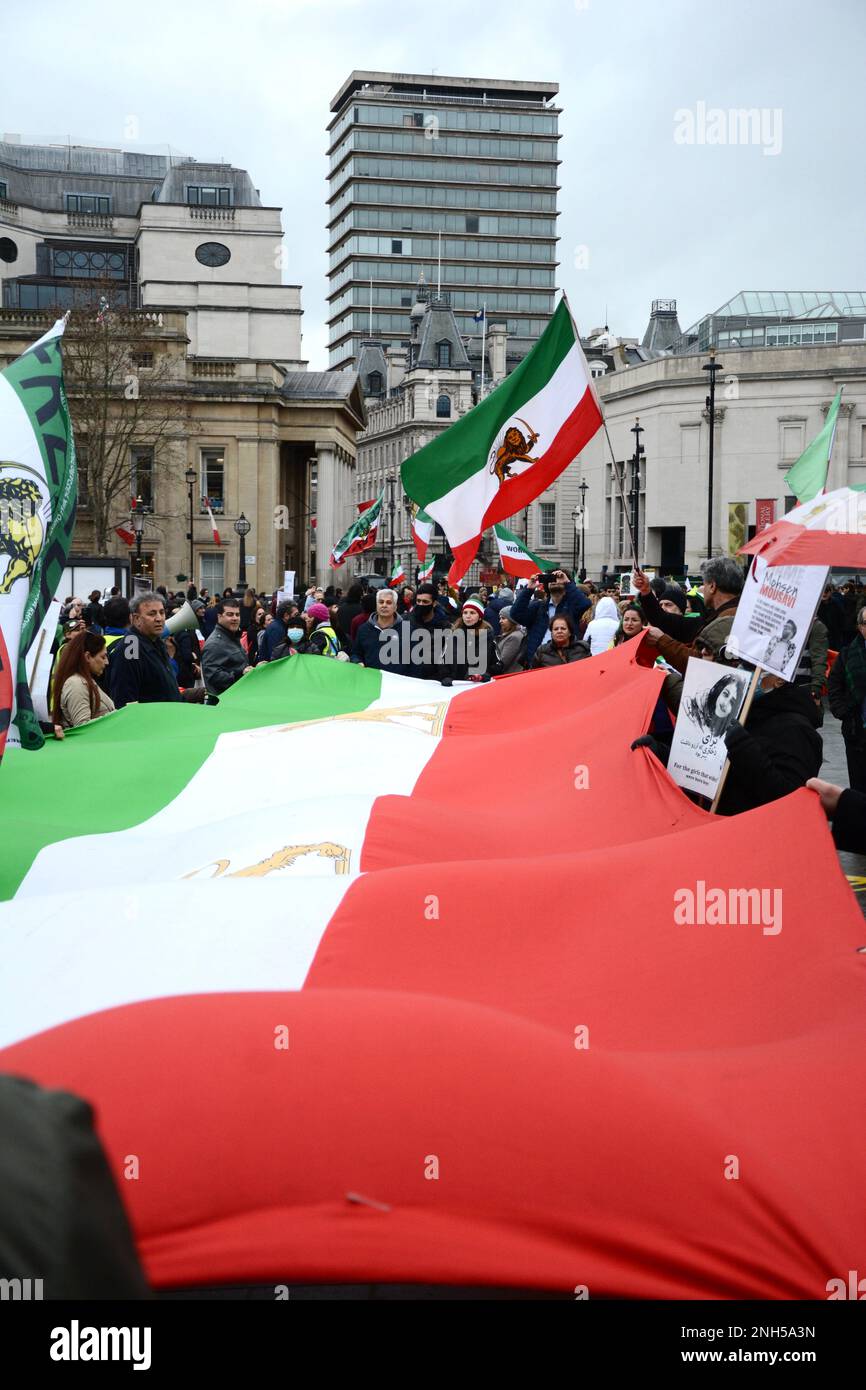 Manifestazione sulla libertà per l'Iran a Trafalgar Sq, Londra, 18th febbraio 2023 Foto Stock
