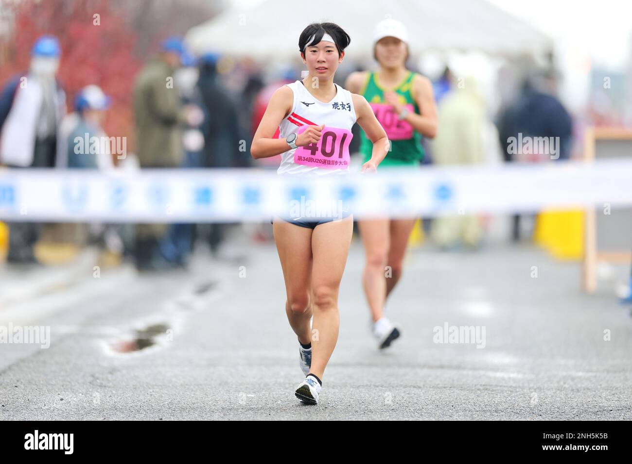 Kobe, Hyogo, Japan. 19th Feb, 2023. Ai Oyama Athletics : The 106th Japan Track & Field National Championships U20 Women's 10km Walk race in Kobe, Hyogo, Japan . Credit: Naoki Nishimura/AFLO SPORT/Alamy Live News Foto Stock