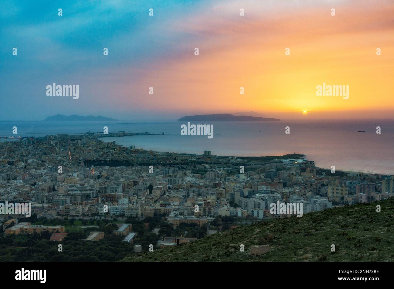 Skyline di trapani immagini e fotografie stock ad alta risoluzione - Alamy