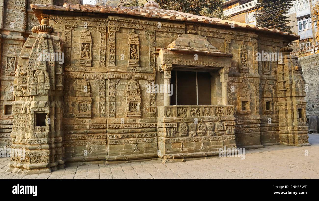 Sculture su Triloknath Temple, Mandi, Himachal Pradesh, India. Foto Stock