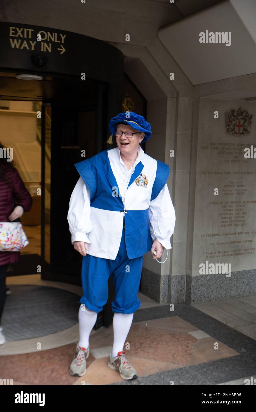 Londra, Regno Unito. 21st Feb, 2023. Shrove Martedì livrea compagnie corsa pancake, Guildhall London UK Credit: Ian Davidson/Alamy Live News Foto Stock