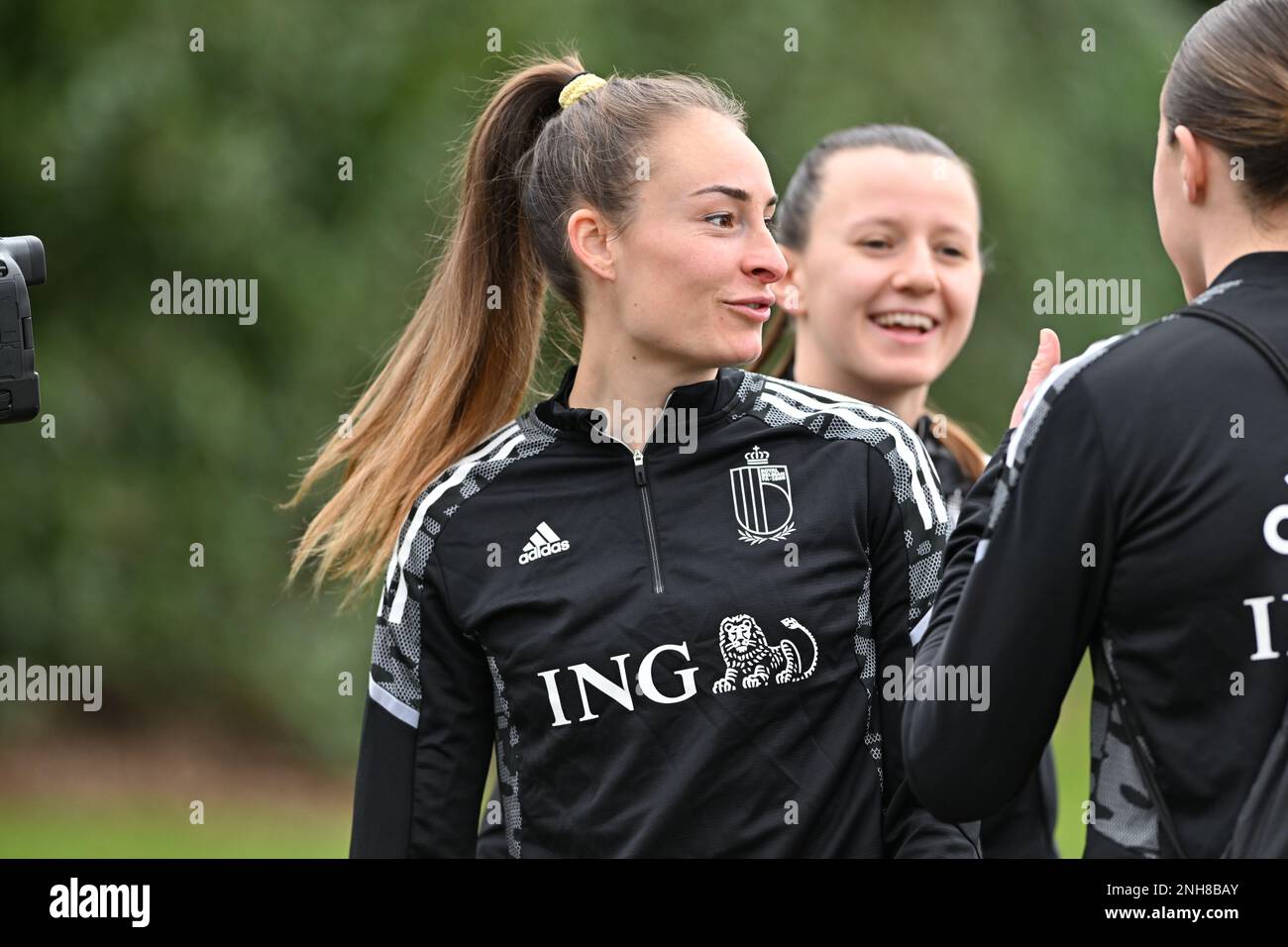 Marlow, Regno Unito. 21st Feb, 2023. Tessa Wullaert del Belgio nella foto durante la sessione di allenamento del Matchday - 1 della nazionale belga di calcio femminile, chiamata Red Flames , prima della loro terza partita contro l'Inghilterra nella Arnold Clark Cup 2023 , martedì 21 febbraio 2023 a Marlow , INGHILTERRA . PHOTO SPORTPIX | David Catry Credit: David Catry/Alamy Live News Foto Stock