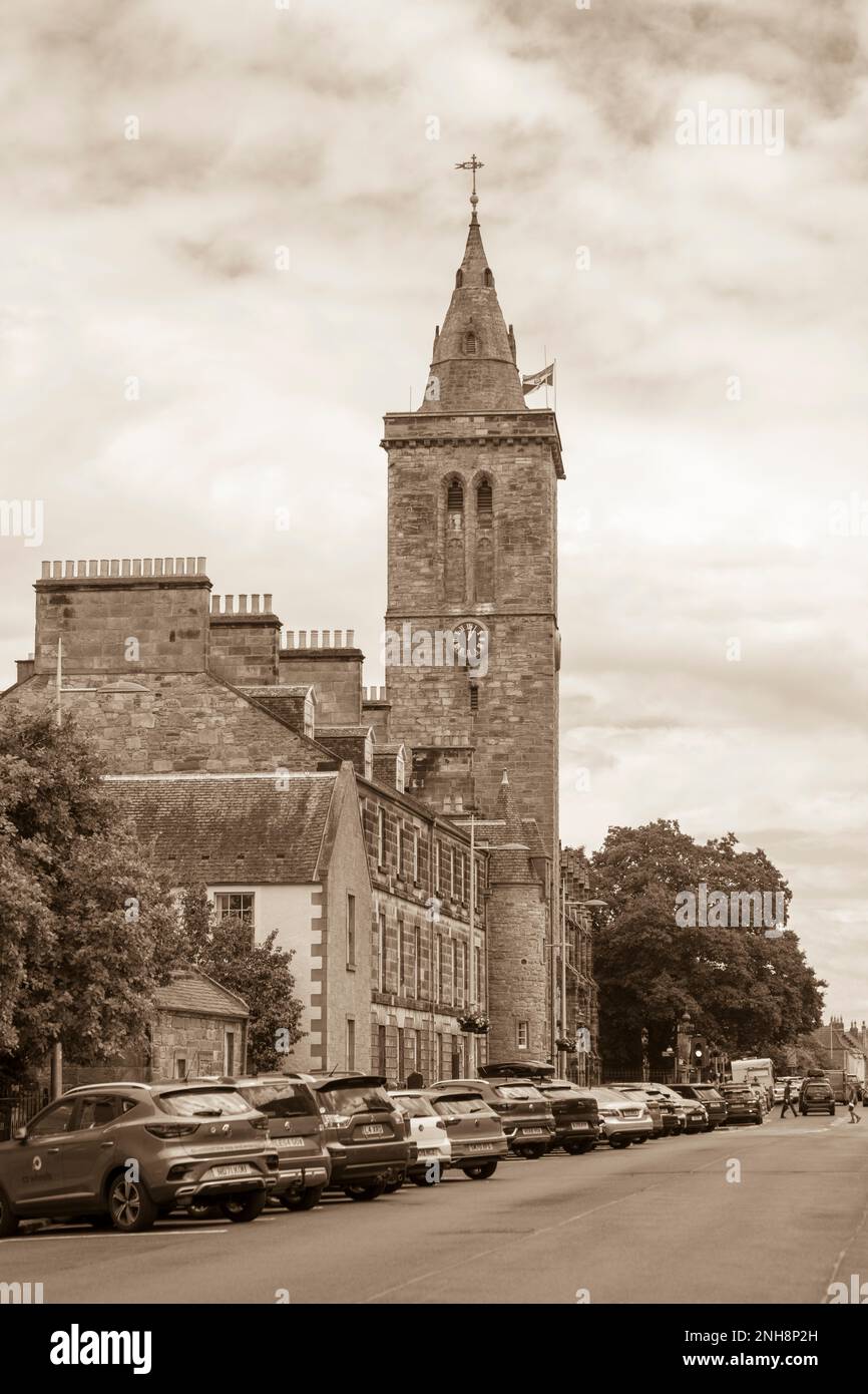 ST ANDREWS, SCOZIA, EUROPA - Torre dell'Orologio, Cappella di San Salvatore, Università di St Andrews. Foto Stock