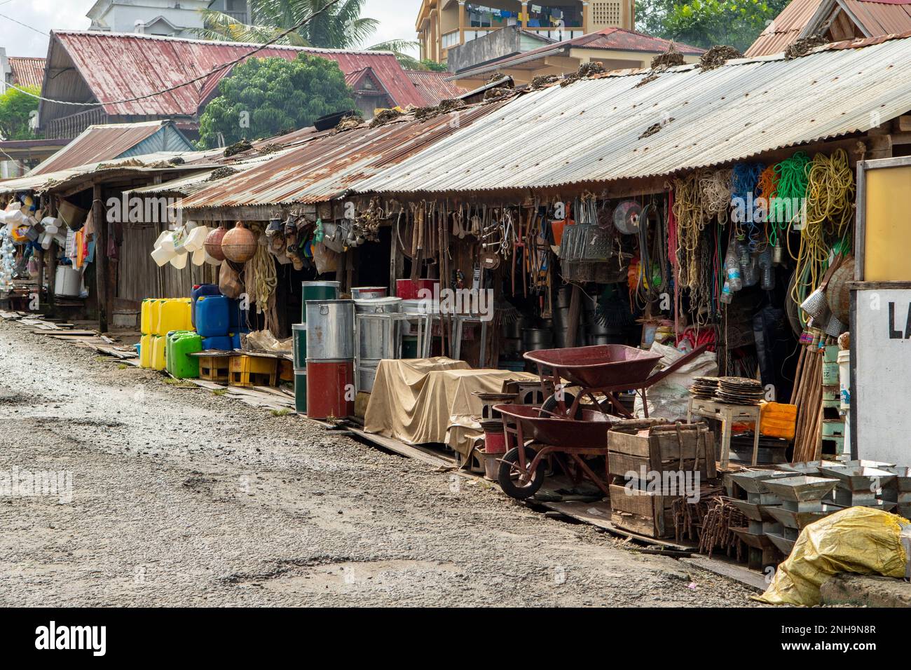 Hardware Shop ad Ambodifotatra, Nosy Boraha, Madagascar Foto Stock