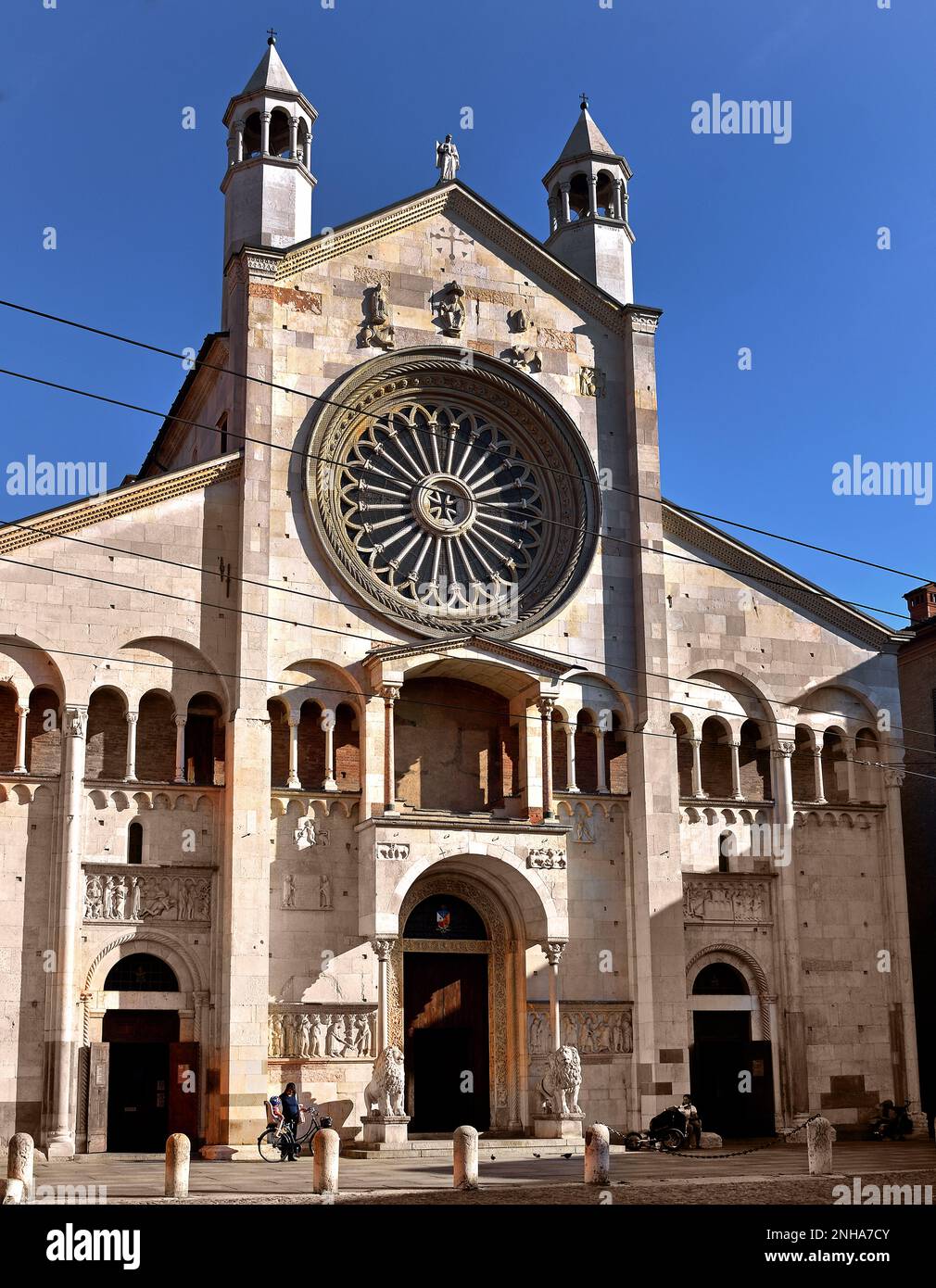 Barolo, Italia, italiano, ( Barolo è un vino rosso italiano piemontese (Piemonte) nel nord-ovest. È prodotto nella zona intorno alla città dopo la quale è chiamato, e molti altri comuni. E' mai stato prodotto solo con il vitigno Nebbiolo ) Foto Stock