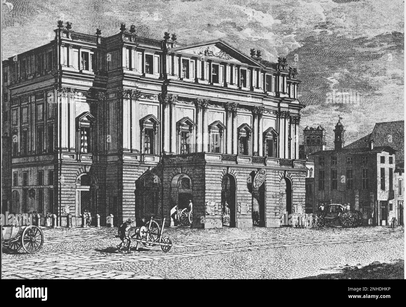 Il projet del TEATRO ALLA SCALA di Milano dell'architetto GIUSEPPE PIERMARINI ( Foligno 1734 - 1808 ) , costruito a tempo di record , nello stesso luogo fu costruito dall'Arciduca di Milano sotto il dominio austriaco e bruciato il 26 febbraio , 1776. La Scala fu inaugurata il 3 agosto 1778 . In questa foto la Sacala in un'incisione vintage. Fino alla fine del XIX secolo la Scala si affacciava su una strada, non su una piazza - TEATRO - OPERA LIRICA - MUSICA CLASSICA - CLASSICA - MUSICA - ARCHITETTURA - ARCHITETTURA - stampa - incisione - NEOCLASSICO - NEOCLASSICO - NEOCLASSICIS Foto Stock