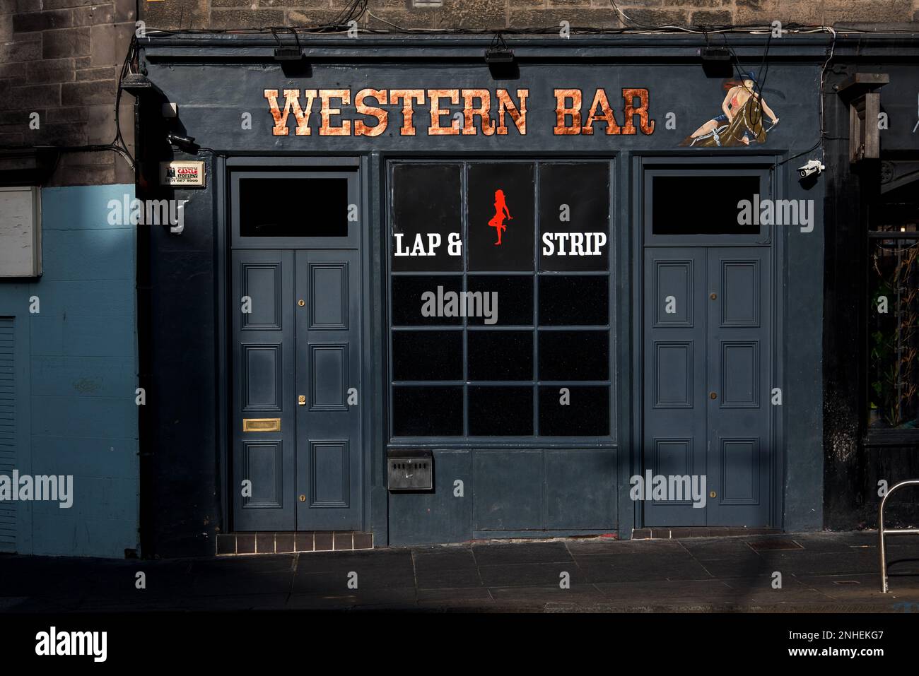 Vista esterna del Western Bar, una striscia bar e lap dancing venue in Porta Ovest, Edimburgo, Scozia, Regno Unito. Foto Stock