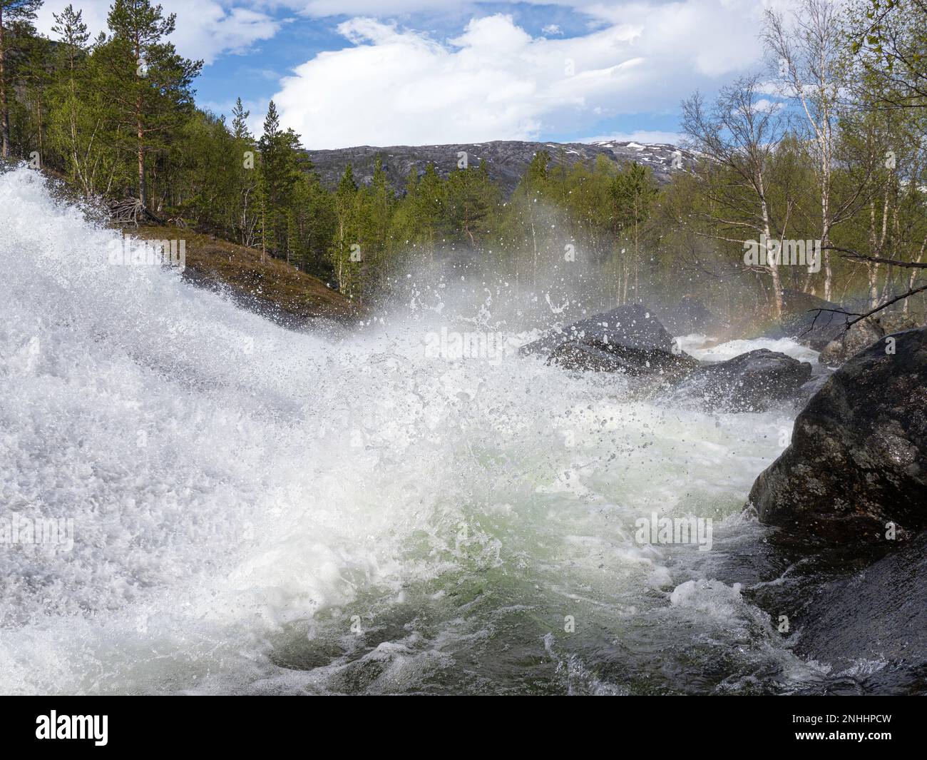 Lule Sami, in norvegese o Måsske, è un villaggio sami situato nei pressi di Hellemobotn, il punto più stretto della Norvegia. Foto Stock