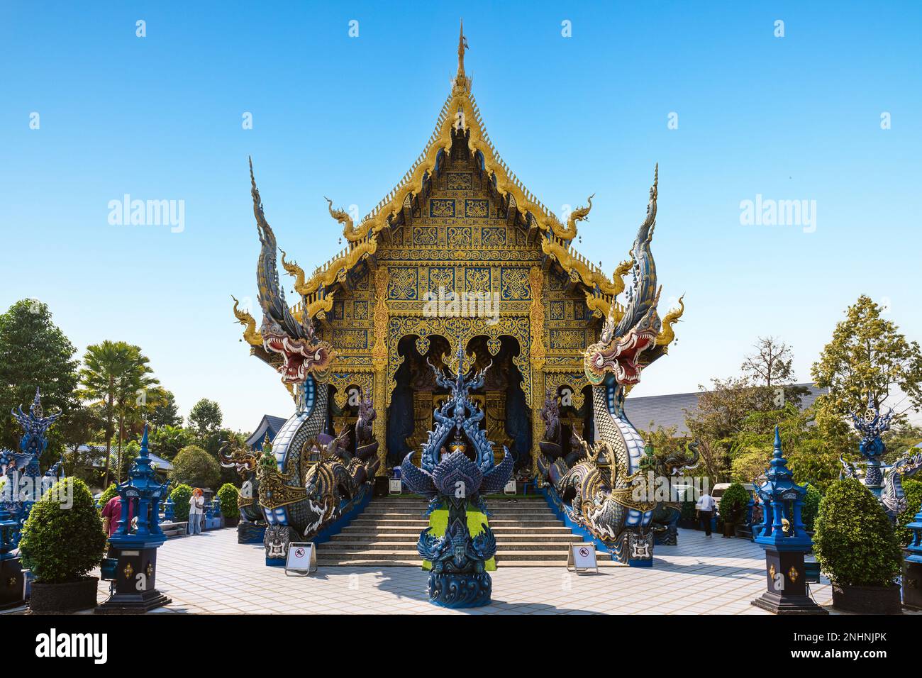 Wat Rong Suea Ten, il tempio blu di chiang rai, thailandia Foto Stock