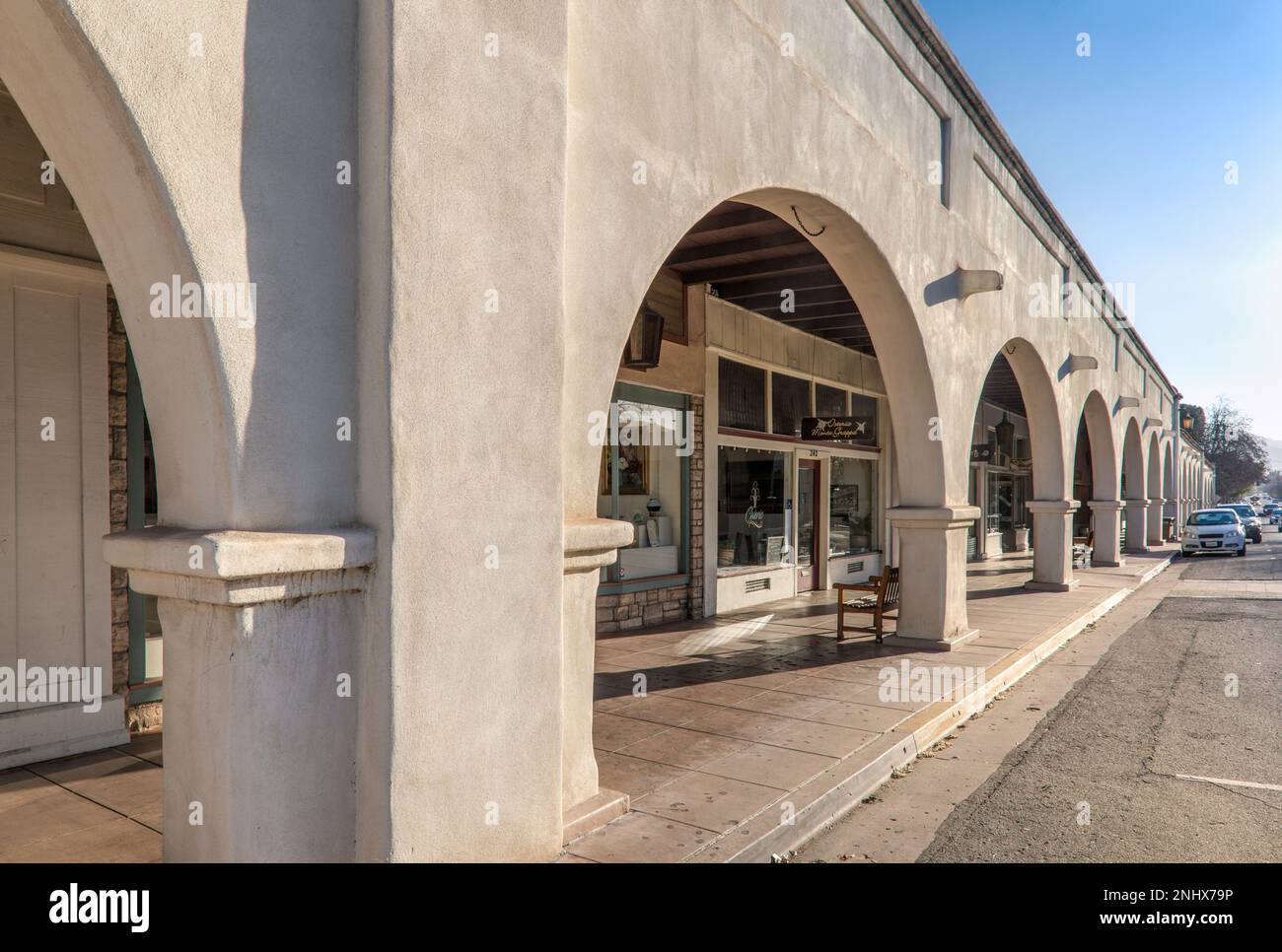 Ojai Arcade, 1917, stile coloniale spagnolo, Ojai Avenue, Ojai, California, Stati Uniti Foto Stock