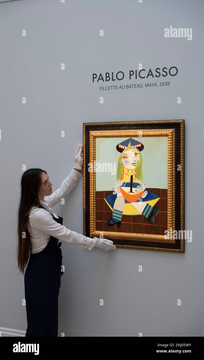 Sotheby's, Londra, Regno Unito. 22 febbraio 2023. Le aste moderne e contemporanee e ora serali si svolgono il 1 marzo. I punti salienti includono: Pablo Picasso, Fillette au bateau, Maya, stima €12-18 milioni. Credit: Malcolm Park/Alamy Live News. Foto Stock