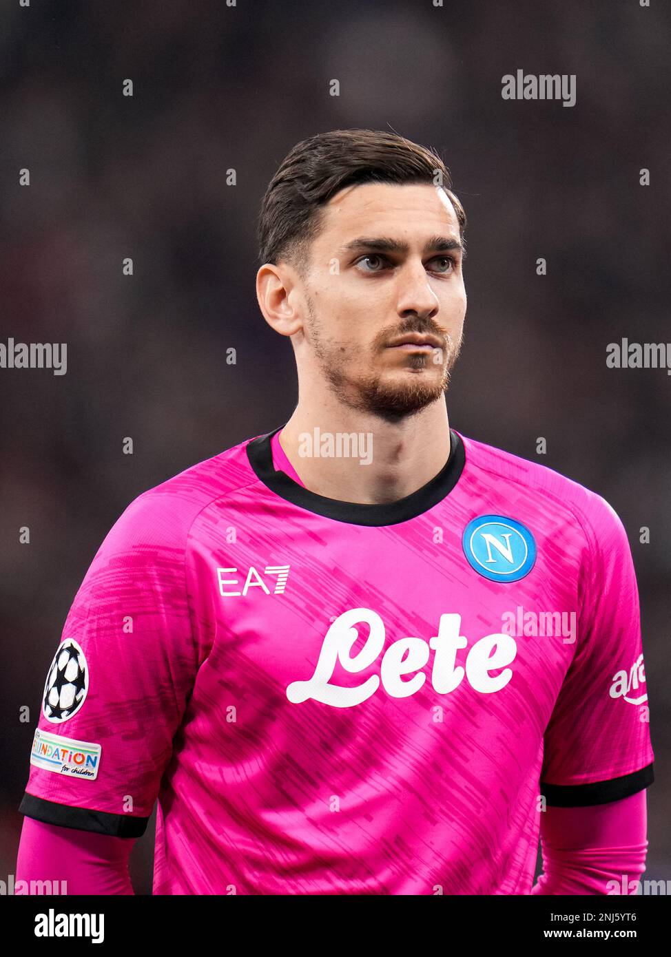 FRANCOFORTE, GERMANIA - 21 FEBBRAIO: Alex Meret di SSC Napoli prima della UEFA Champions League Round di 16 tappa una partita tra Eintracht Francoforte e SSC Napoli allo Stadion di Francoforte il 21 febbraio 2023 a Francoforte, Germania (Foto di René Nijhuis/Orange Pictures) Foto Stock