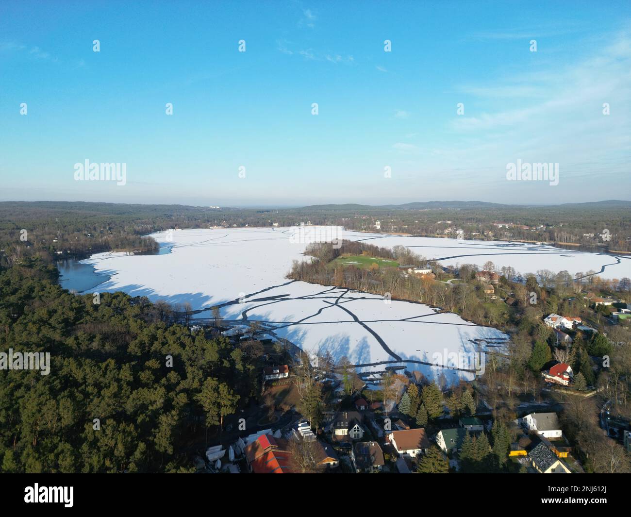 Veduta aerea di Scharmützelsee sotto il ghiaccio Bad Saarow Foto Stock