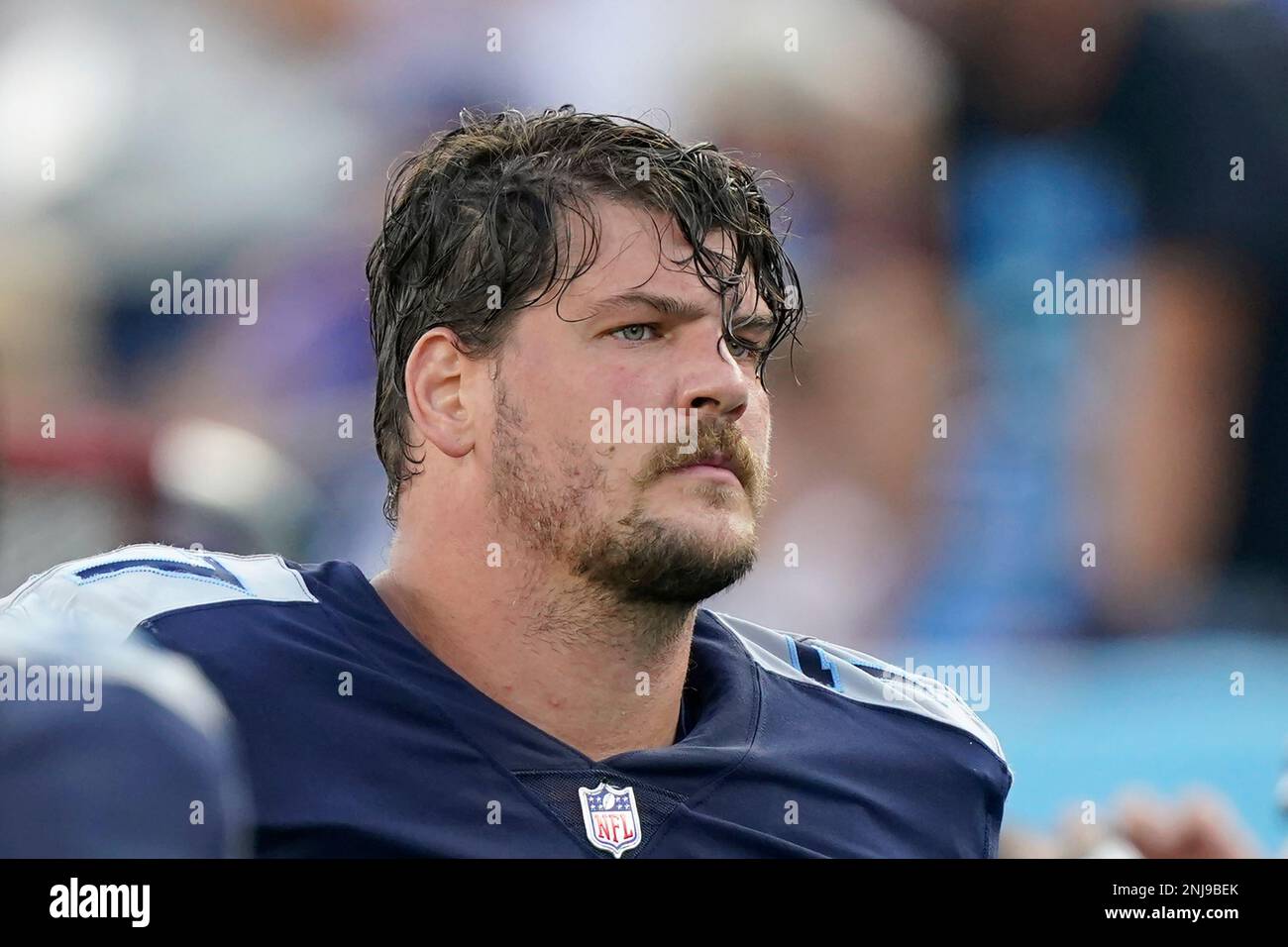 FILE - Tennessee Titans offensive tackle Taylor Lewan walks off the field at halftime of an NFL football game against the New York Giants, Sunday, Sept. 11, 2022, in Nashville, Tenn. New Tennessee Titans general manager Ran Carthon started clearing up some much needed salary cap space Wednesday, Feb. 22, 2023. The Titans released three-time Pro Bowl left tackle Taylor Lewan for a failed physical and also released veteran wide receiver Robert Woods and kicker Randy Bullock. (AP Photo/Mark Humphrey, File) Foto Stock