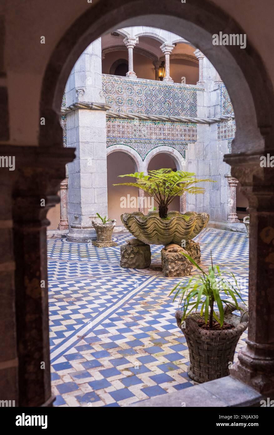 Chiostro Manueline al Parco e Palazzo Nazionale di pena (Palacio de la pena), Sintra, Portogallo Foto Stock