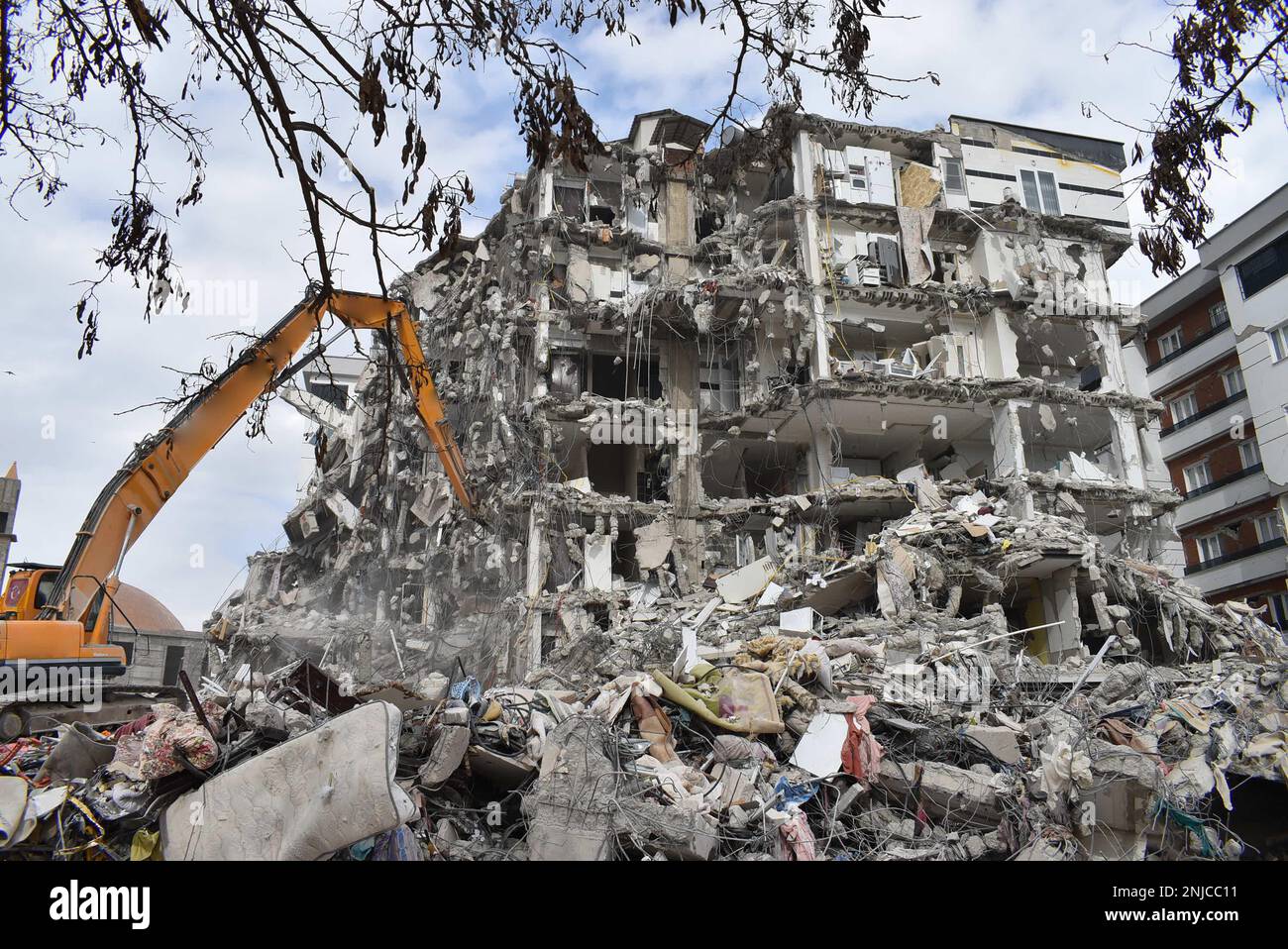 Distrutto edifici dopo il terremoto in Turchia. Scene di terremoto da Kahramanmaraş e Hatay. 7,8 e 7,4 terzotto. 6 FEBBRAIO 2023 Foto Stock