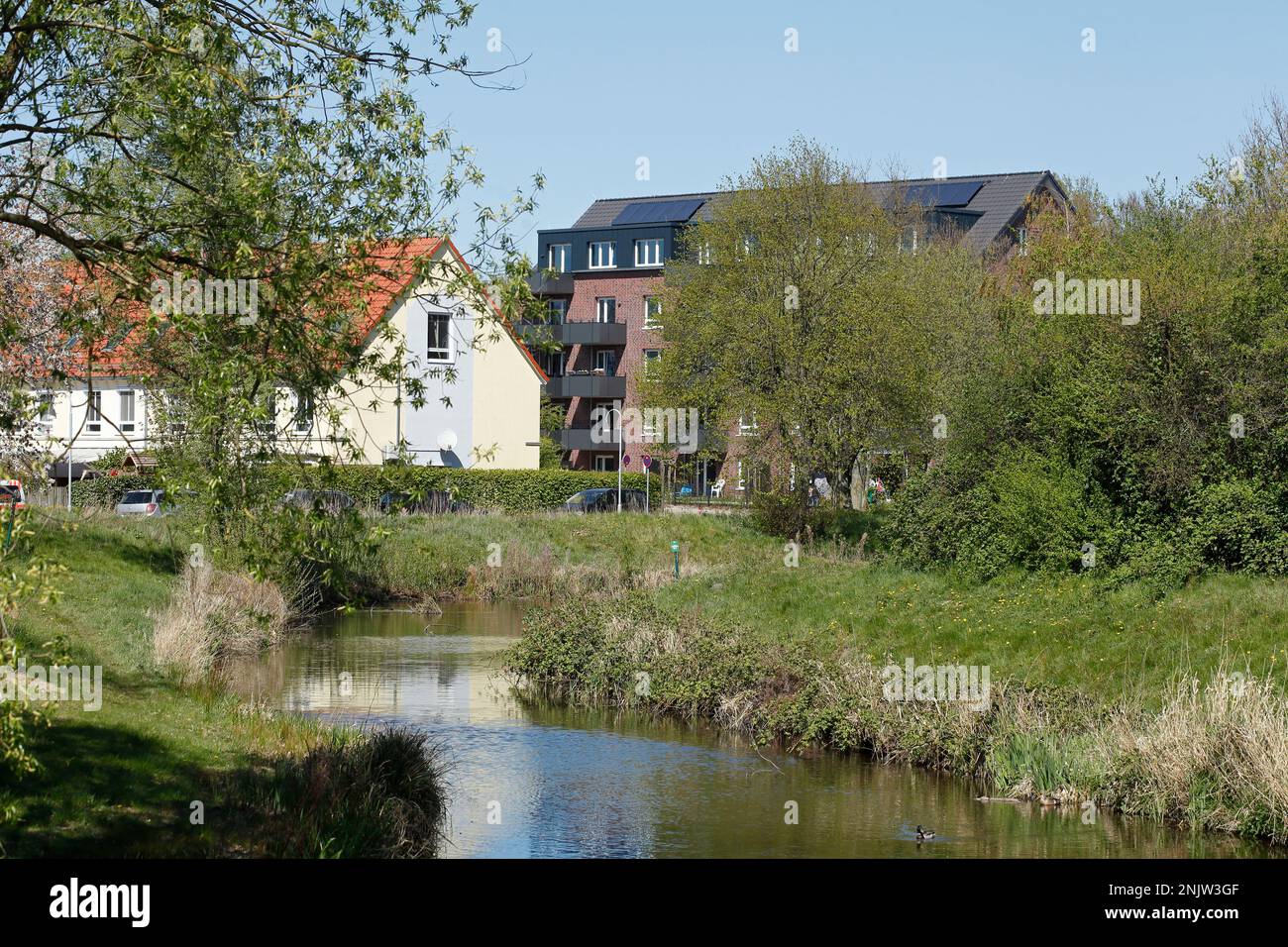 Edifici residenziali in primavera, Kattenturm, Brema, Germania, Europa Foto Stock