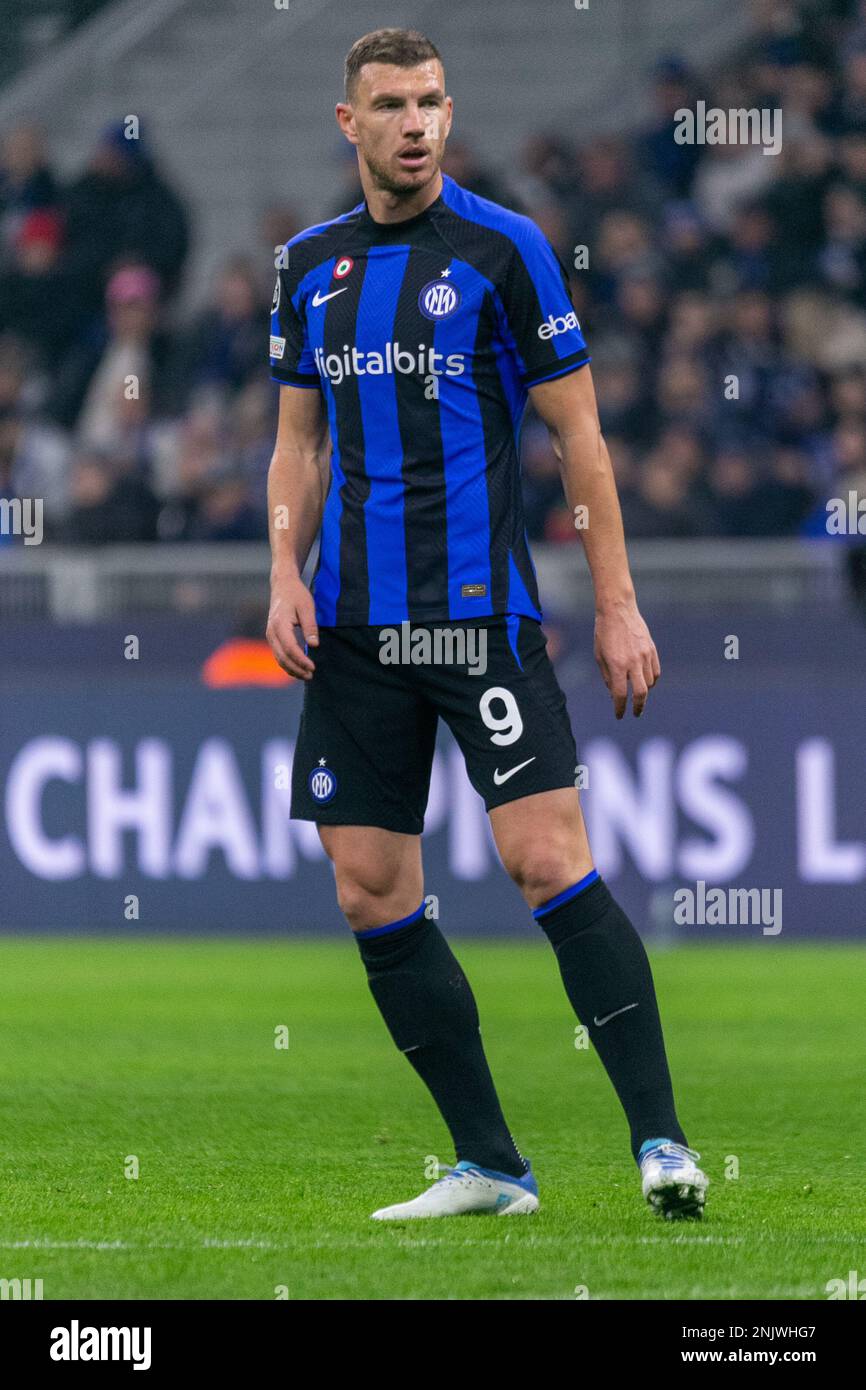 Milano, Italia - febbraio 22 2023 - Inter-Porto Champions League - dzeko edin f.c internazionale Foto Stock