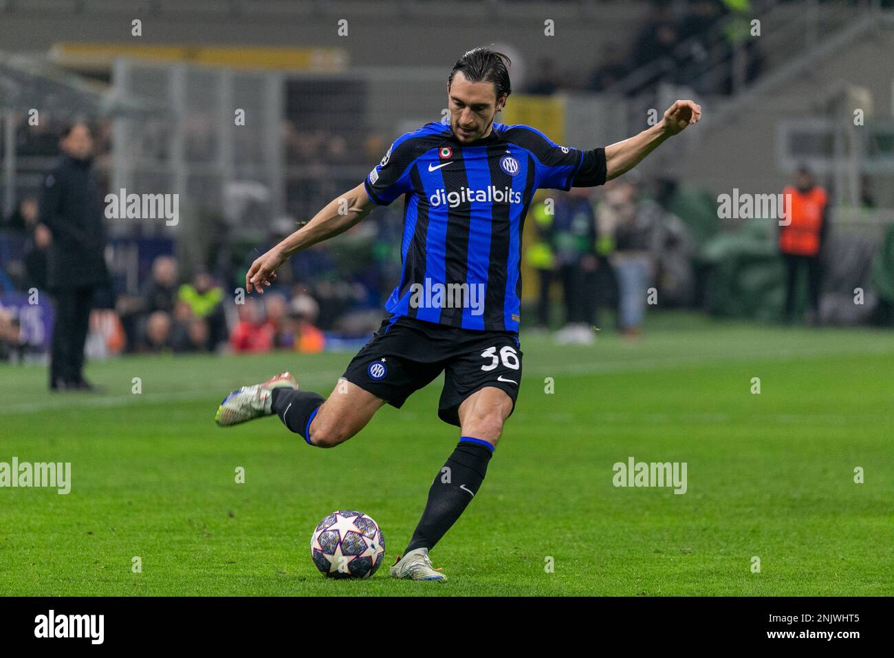 Milano, Italia - febbraio 22 2023 - Inter-Porto Champions League - darmian matteo f.c internazionale Foto Stock