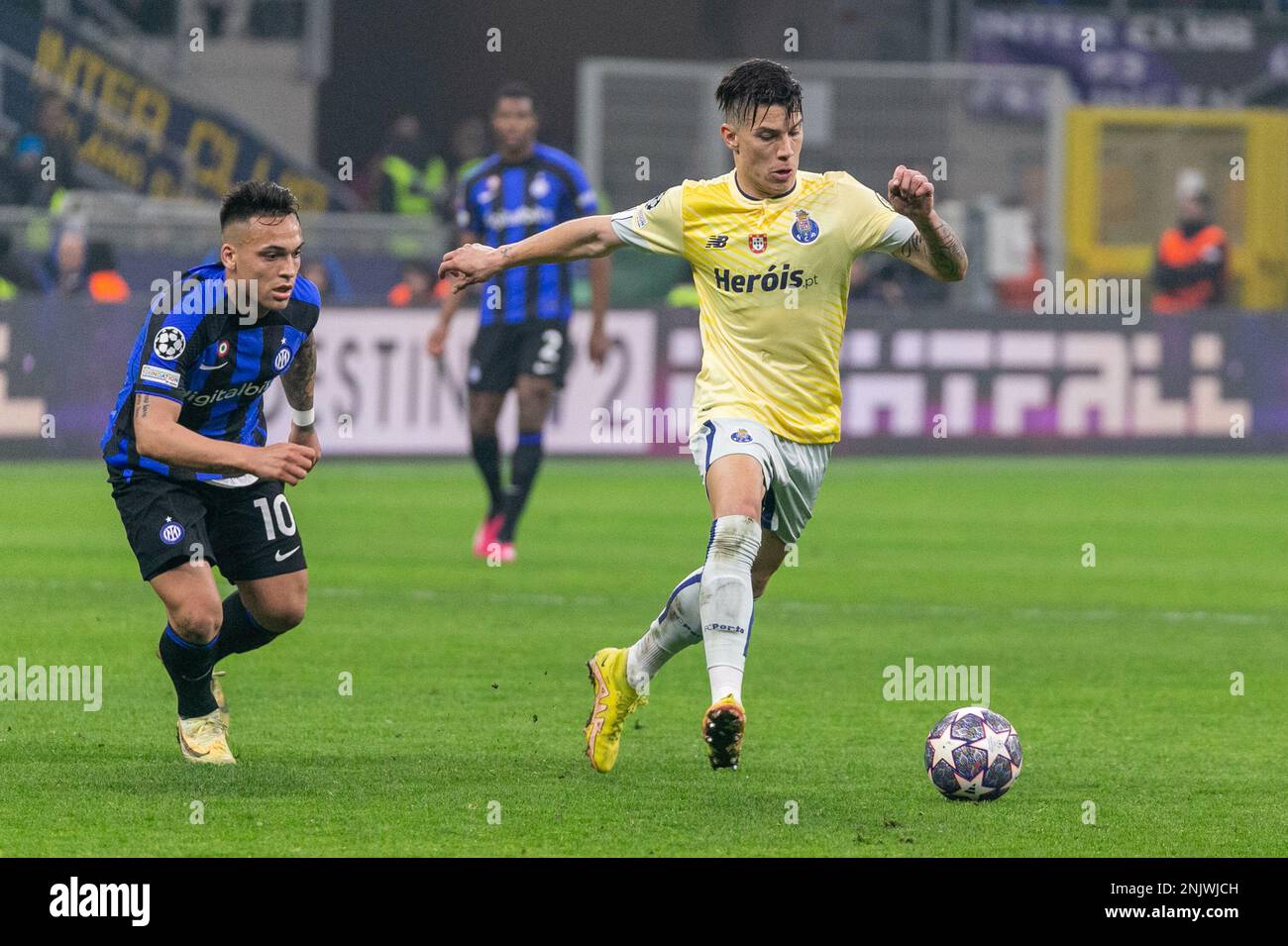 Milano, Italia - febbraio 22 2023 - Inter-Porto Champions League - uribe f.c. porto Foto Stock