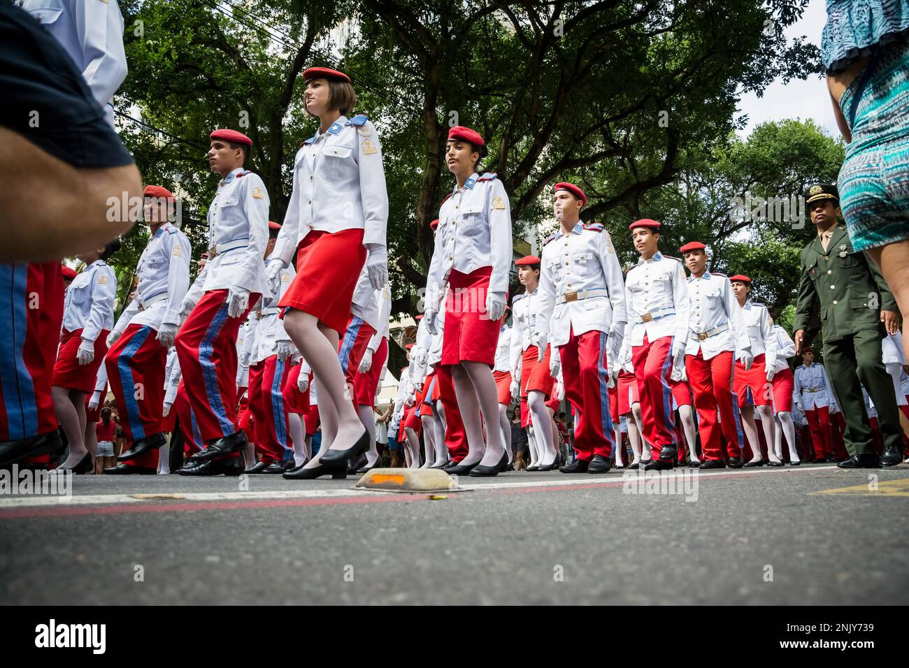 Salvador, Bahia, Brasile - 07 settembre 2016: Gli studenti della scuola dell'esercito sfilano nella giornata brasiliana dell'indipendenza nella città di Salvador, Bahia. Foto Stock