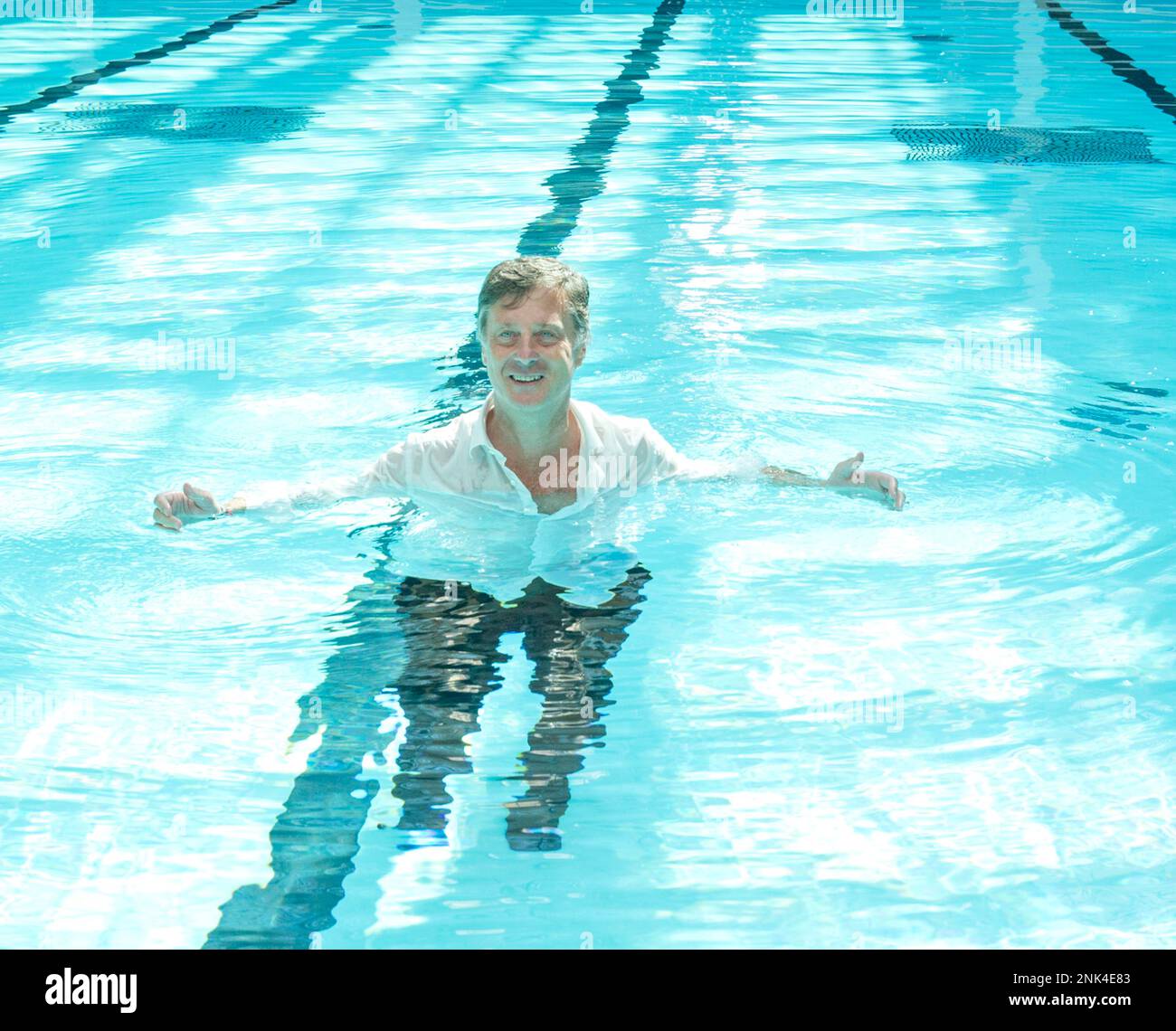 INAUGURAZIONE DELLA PISCINA MOLITOR A PARIGI SEBASTIEN BAZIN ACCOR PRESIDENTE DELLA PISCINA Foto Stock