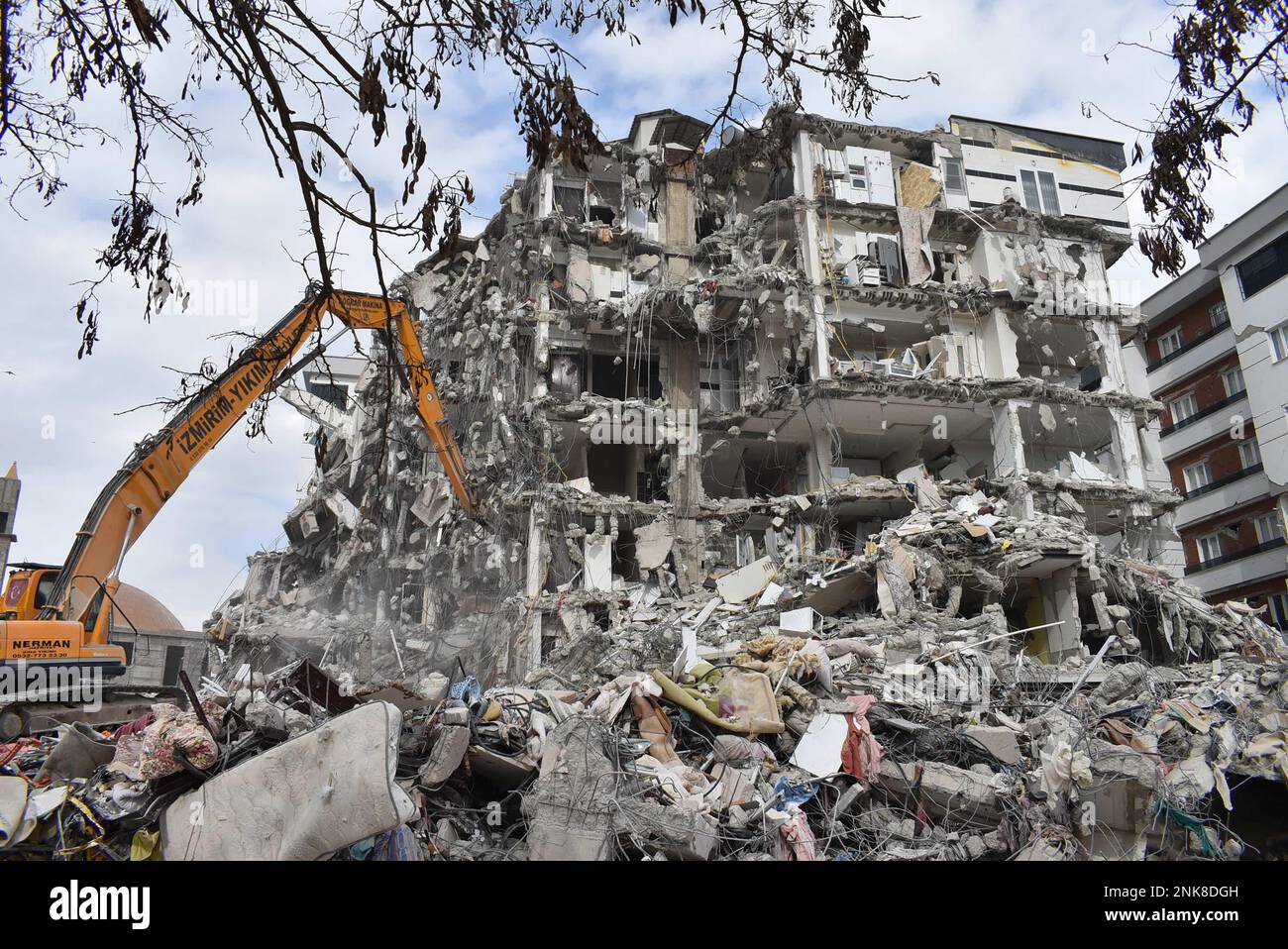 Distrutto edifici dopo il terremoto in Turchia. Scene di terremoto da Kahramanmaraş e Hatay. 7,8 e 7,4 terzotto. 6 FEBBRAIO 2023 Foto Stock