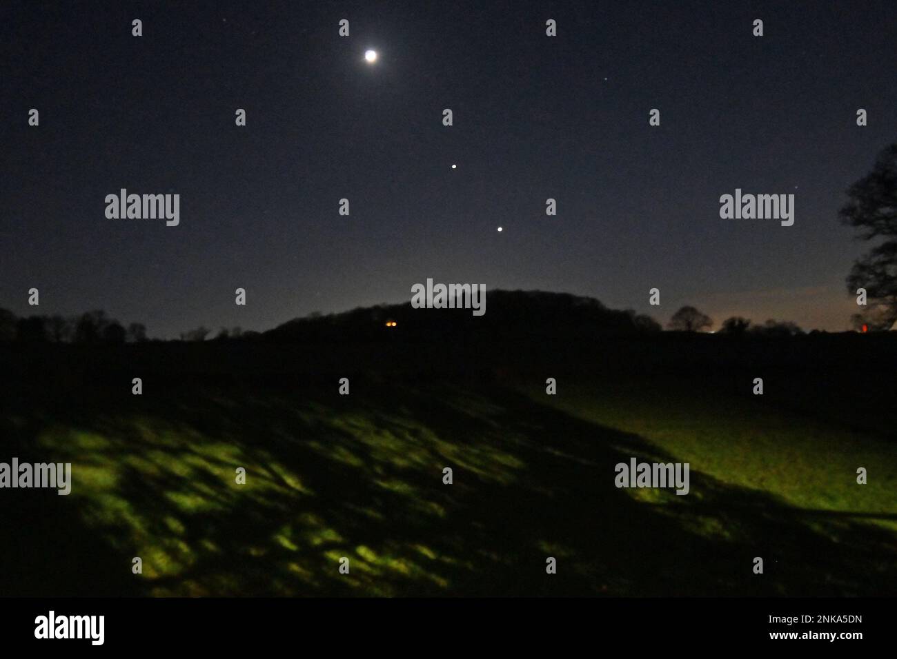 Somerset, Regno Unito, 23/02/2023, pianeti visibili nel cielo notturno Gran Bretagna, Location Cleeve nel Somerset Nord. Credit: Robert Timoney/Alamy Live News Foto Stock