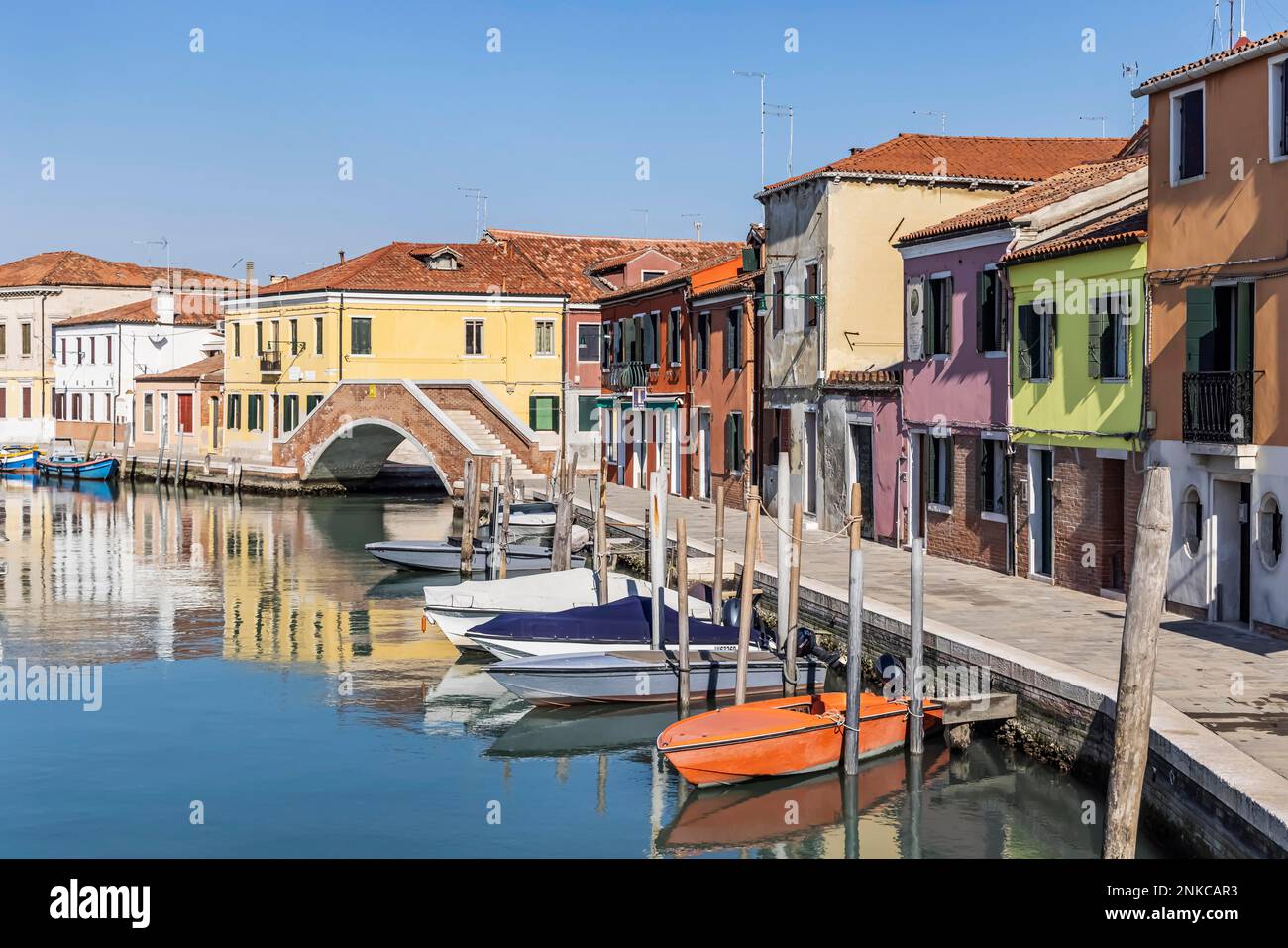 Isola di Murano nella laguna di Venezia conosciuta per la sua arte del vetro, Venezia, Italia Foto Stock