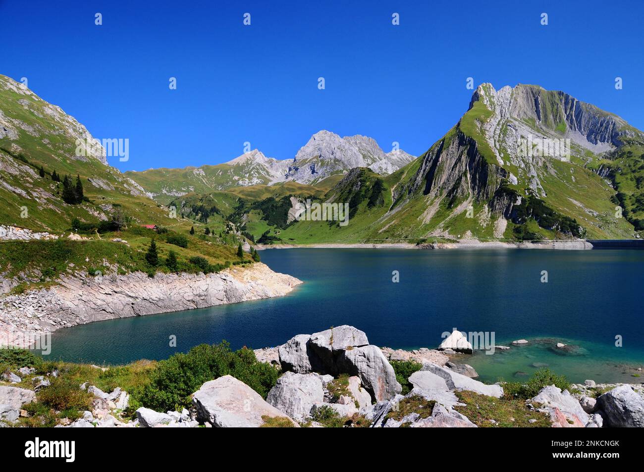 Spullersee, serbatoio alla fonte del Lech, Vorarlberg, sullo sfondo il Goppelspitze, Austria Foto Stock