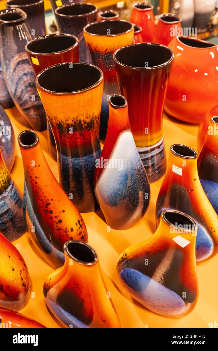 Outlet ceramiche studio poole immagini e fotografie stock ad alta