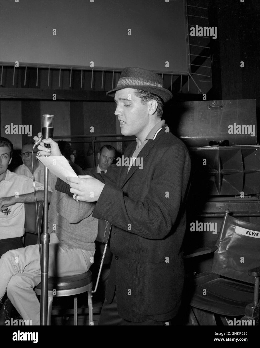 Elvis fotografato durante il G.I. Sessione di registrazione della colonna sonora Blues, aprile 1960 Foto Stock