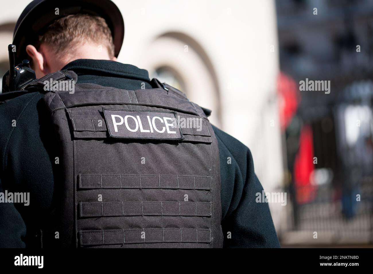 Whitehall, Londra, Regno Unito. 16th luglio 2016. Patch del logo della polizia, indossata sul retro di un giubbotto a prova di proiettile da un ufficiale di polizia metropolitano a Londra. Foto Stock