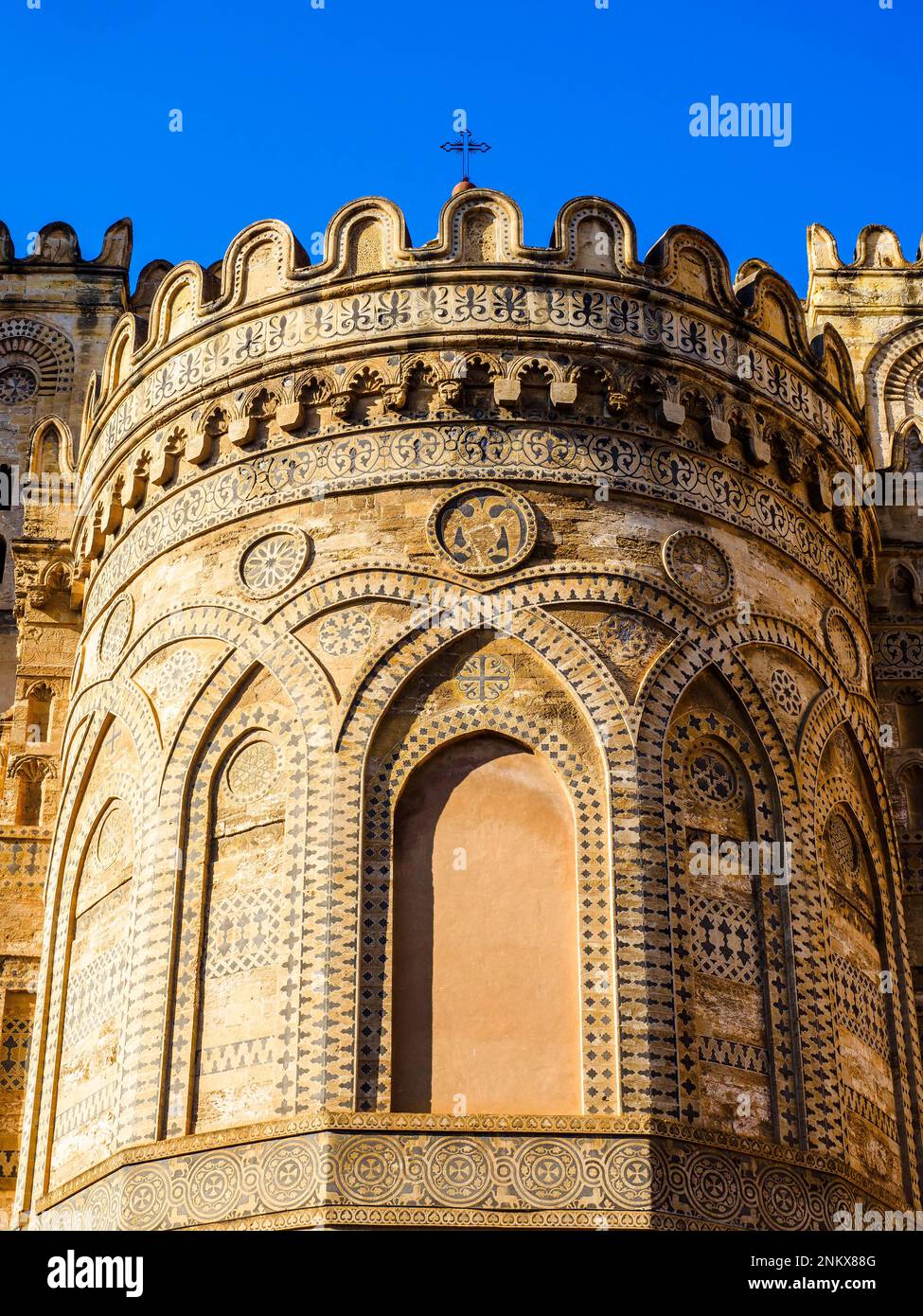 Particolare della facciata NE della Cattedrale di Palermo - Sicilia, Italia Foto Stock