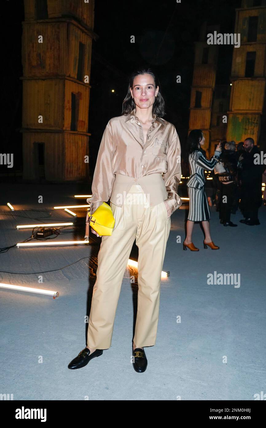 Milano, Italia. 24th Feb, 2023. Tod's fashion show - nella foto: CHIARA BASCHETTI Credit: Independent Photo Agency/Alamy Live News Foto Stock