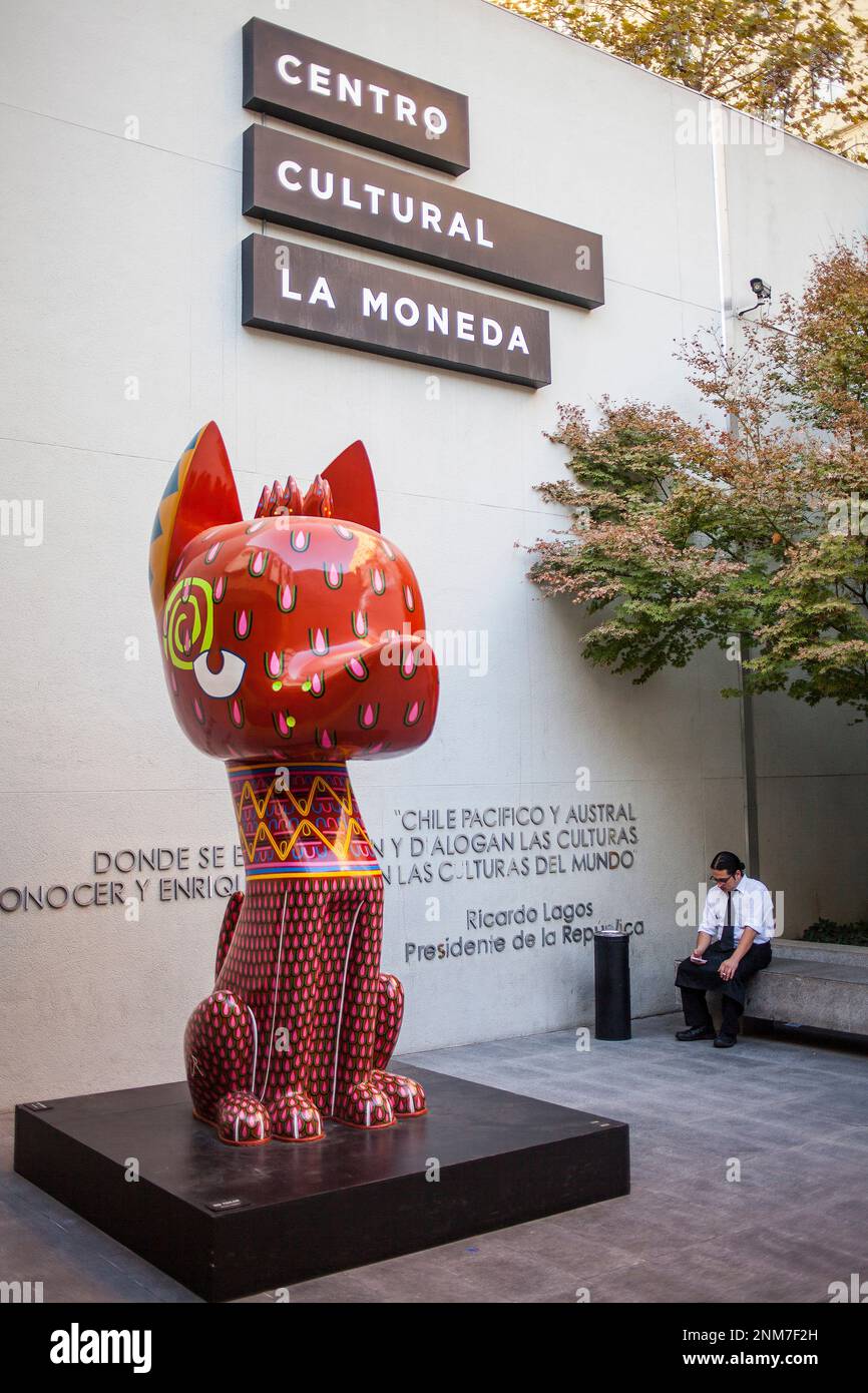 Centro Culturale la Moneda, in Plaza de la Ciudadania, Santiago. Cile. Foto Stock